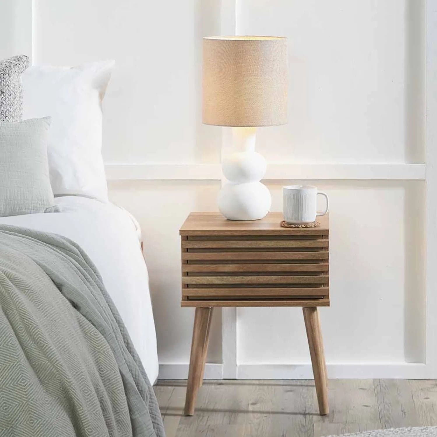 Natural Eucalyptus Wooden 1 Drawer Side Table with Slatted Front – Slim Scandinavian Bedside Cabinet with Tapered Legs 51x40x39cm